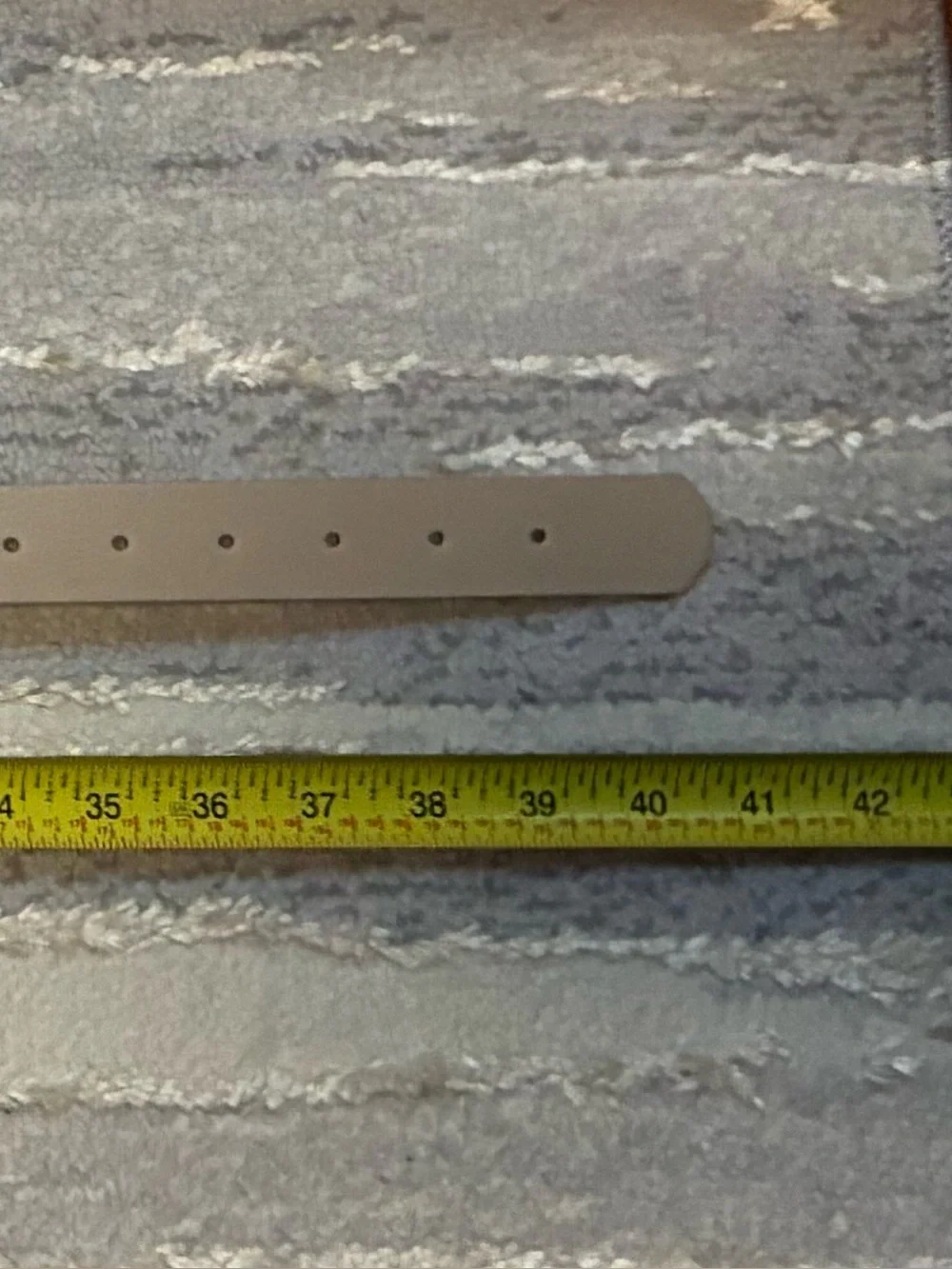 NWOT Beige faux-leather fashion belt with round gold-tone buckle, 41 inches long